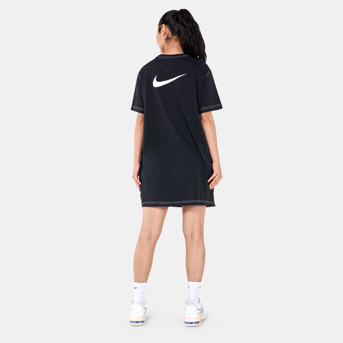 Nike Women's Sportswear Swoosh Dress Black Nike Women's Sportswear Swoosh Dress Black image number 1