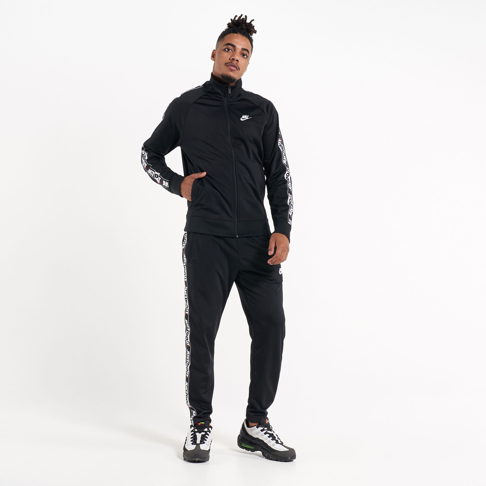 Nike jdi top tape jacket
