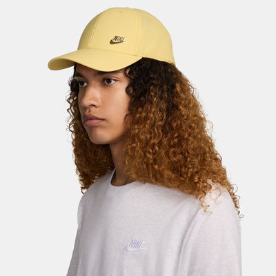 Nike Dri-FIT Club Structured Metal Logo Cap yellow