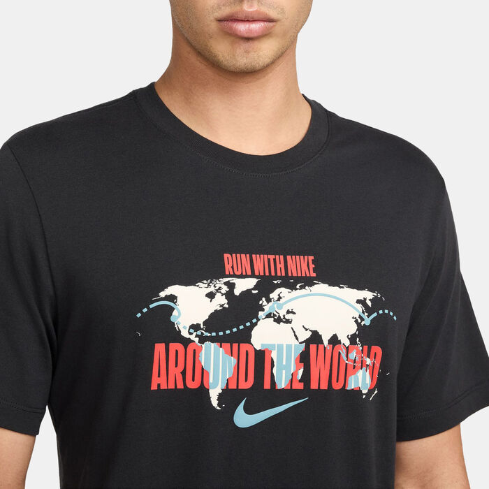 Nike Men's Running T-Shirt Grey Nike Men's Running T-Shirt Grey image number 3