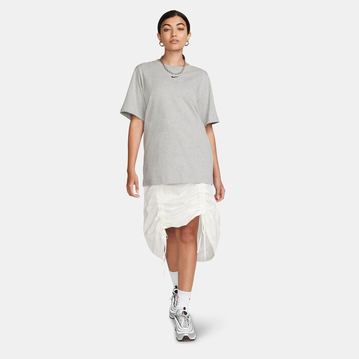 Nike Women's Sportswear Essential T-Shirt Grey Nike Women's Sportswear Essential T-Shirt Grey image number 2