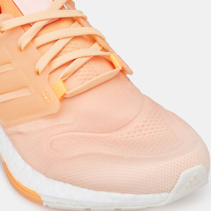 adidas Women's Ultraboost 22 Shoe Pink image number 5