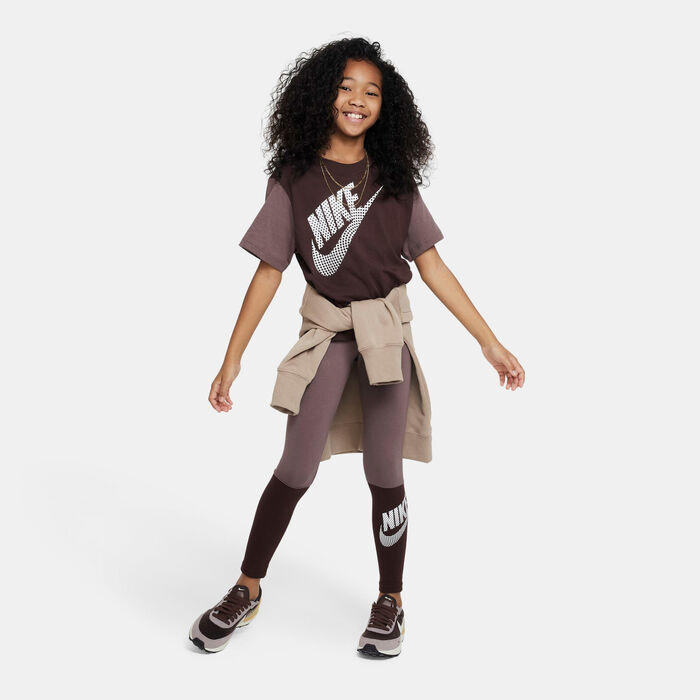 Nike Kids’ Sportswear Favourites Dance Leggings (Older Kids) Brown image number 4