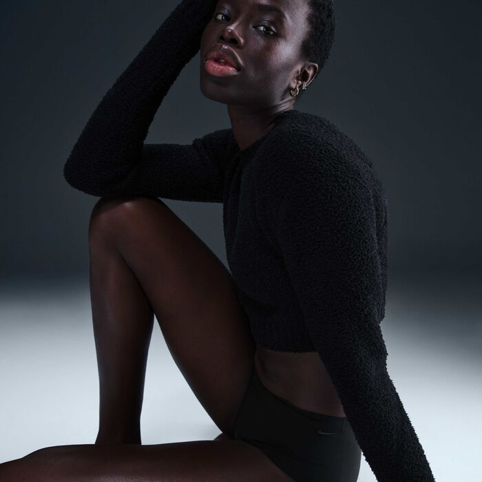 Nike Women's Bodyshirt Period Leak Protection Underwear Black image number 8