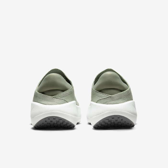 Nike Women's Reina EasyOn Shoes Green Nike Women's Reina EasyOn Shoes Green image number 5