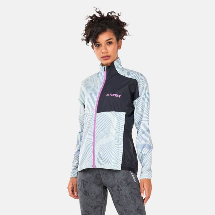 adidas Women's Terrex Trail Running Printed Wind Jacket Green image number 0