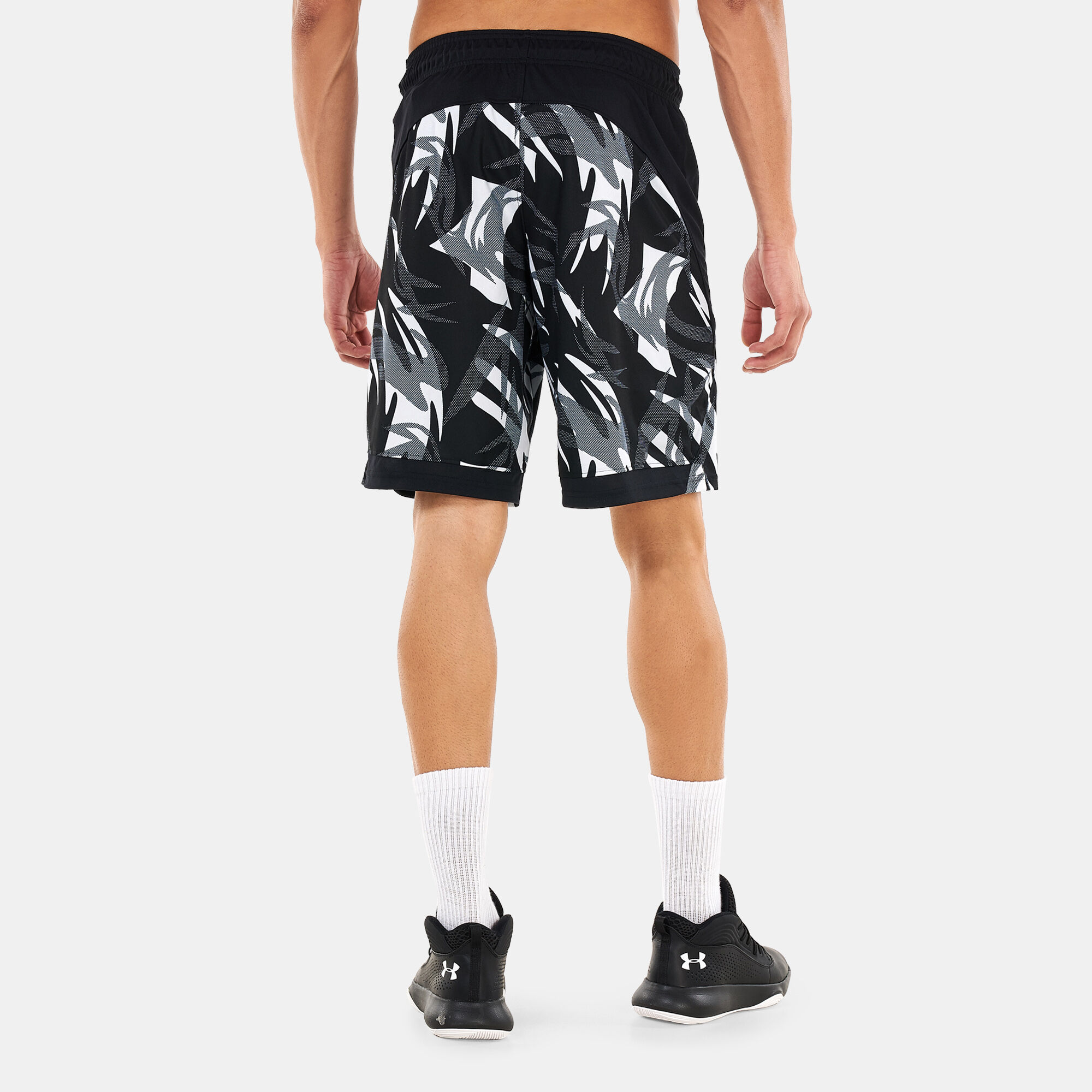 Under armour 2025 10 inch shorts