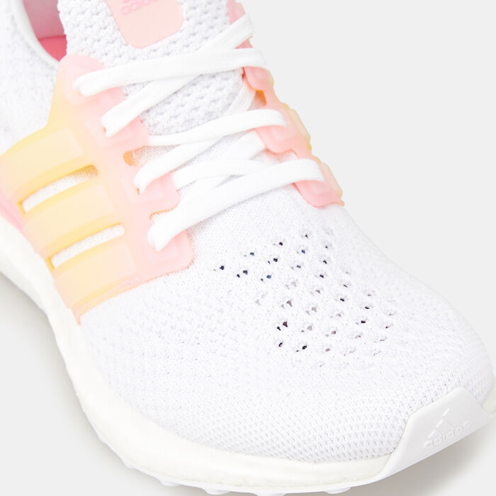 adidas Kids' Ultraboost 5.0 DNA Shoe White adidas Kids' Ultraboost 5.0 DNA Shoe White image number 4