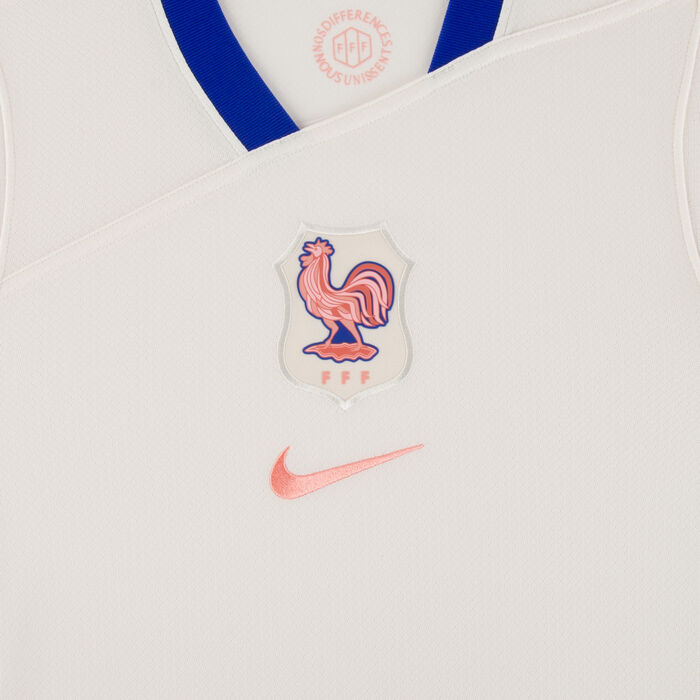 Nike Kids' France 2025 Away Replica Football Jersey (Women's Team) Ivory Nike Kids' France 2025 Away Replica Football Jersey (Women's Team) Ivory image number 2
