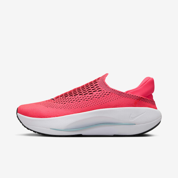 Nike Women's Reina EasyOn Shoes Pink Nike Women's Reina EasyOn Shoes Pink image number 0