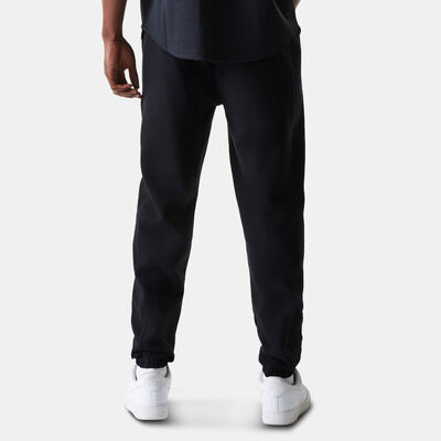 New Era Men's NBA Chicago Bulls Arch Graphic Joggers Black