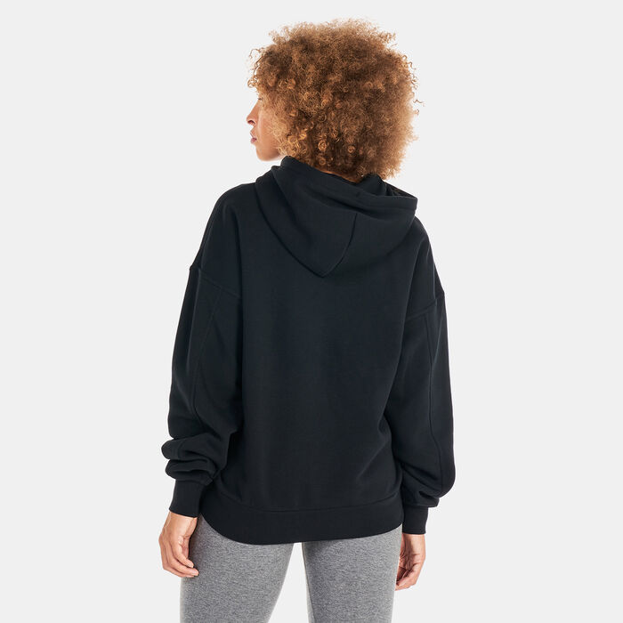 Converse Women's Chuck Taylor Patch Pullover Hoodie Black Converse Women's Chuck Taylor Patch Pullover Hoodie Black image number 1