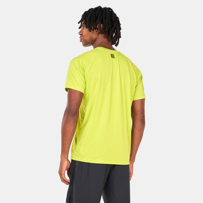 Nike Swim Men's Outline Logo Rashguard Green image number 1