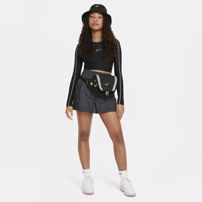 Nike Kids' Sportswear Long-Sleeve Cropped Top Black Nike Kids' Sportswear Long-Sleeve Cropped Top Black image number 3