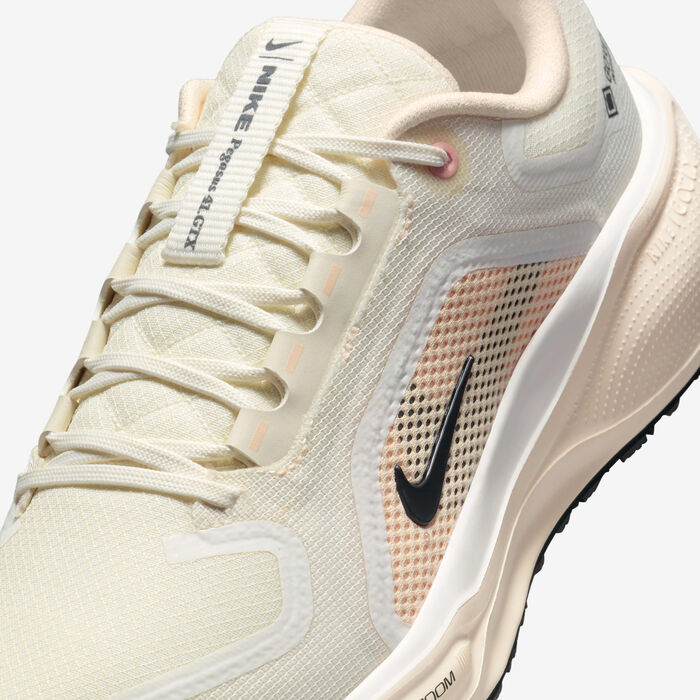 Nike Women's Pegasus 41 GORE-TEX Road Running Shoes Peach Nike Women's Pegasus 41 GORE-TEX Road Running Shoes Peach image number 6