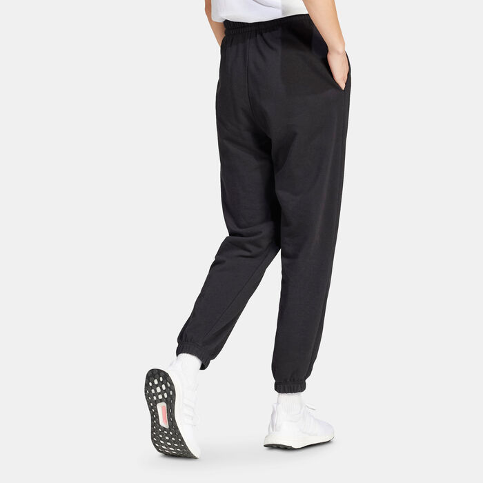 adidas Women's Essentials Sweatpants Black adidas Women's Essentials Sweatpants Black image number 1