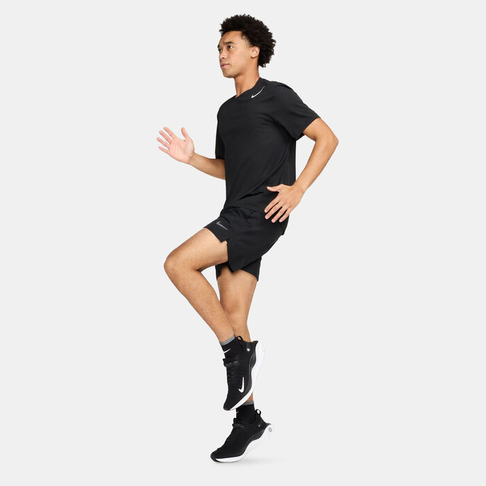 Nike Men's Challenger Dri-FIT 2-in-1 Versatile Shorts Black Nike Men's Challenger Dri-FIT 2-in-1 Versatile Shorts Black image number 4