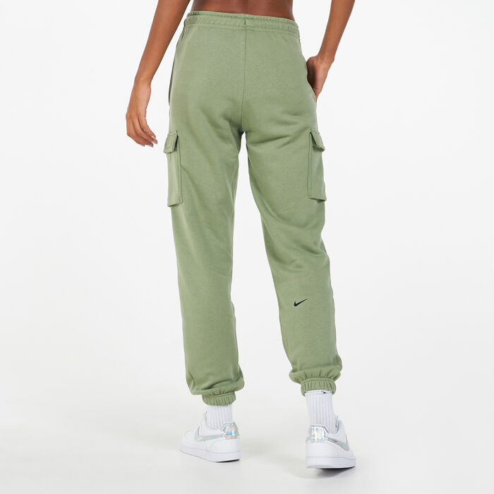 Nike Women's Sportswear Dance Cargo Pants Green Nike Women's Sportswear Dance Cargo Pants Green image number 1