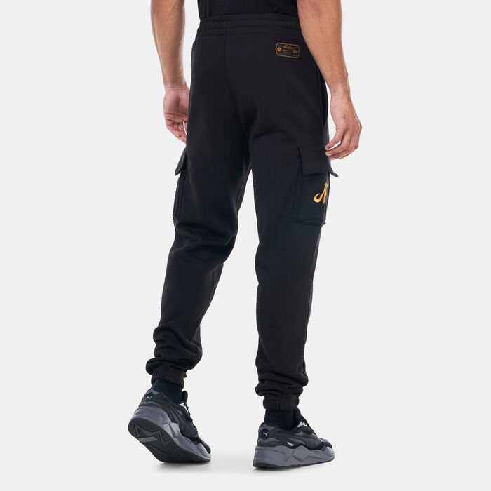 New Era Men's Script Cargo Joggers Black New Era Men's Script Cargo Joggers Black image number 1