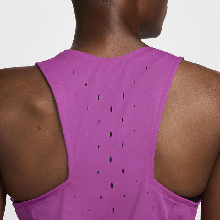 Nike Women's AeroSwift Dri-FIT ADV Running Vest Pink Nike Women's AeroSwift Dri-FIT ADV Running Vest Pink image number 3