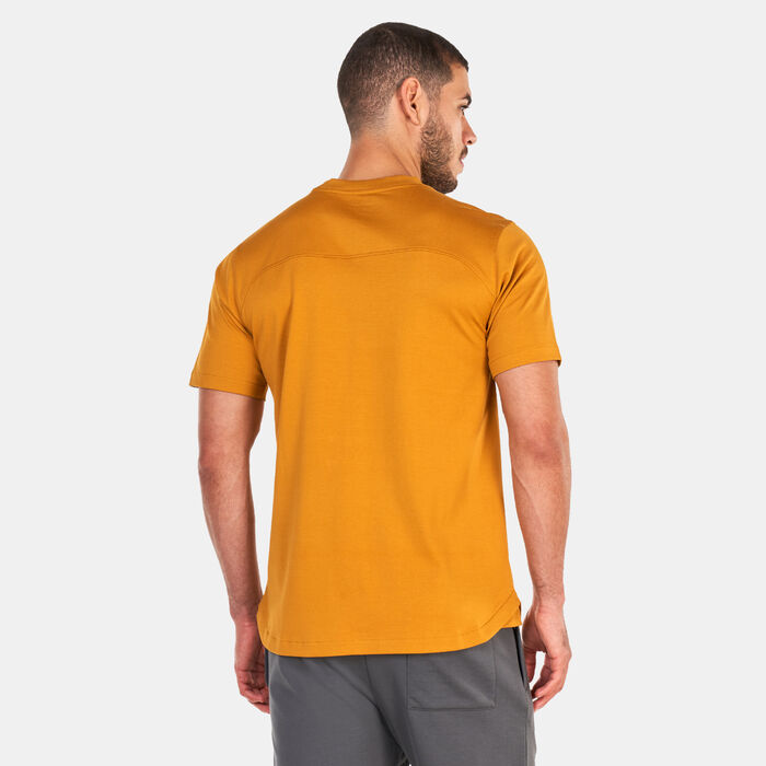 Sun and Sand Sports Men's Classic T-Shirt yellow Sun and Sand Sports Men's Classic T-Shirt yellow image number 1