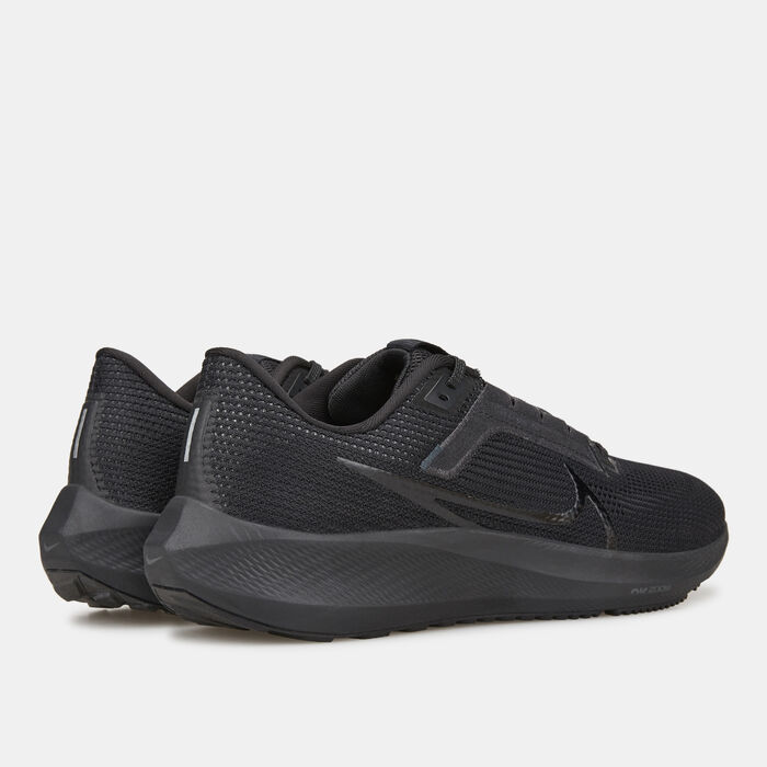 Buy Nike Men's Air Zoom Pegasus 40 Road Running Shoes Black in KSA -SSS