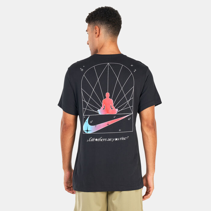 Nike Men's Dri-FIT Yoga T-Shirt Brown Nike Men's Dri-FIT Yoga T-Shirt Brown image number 1