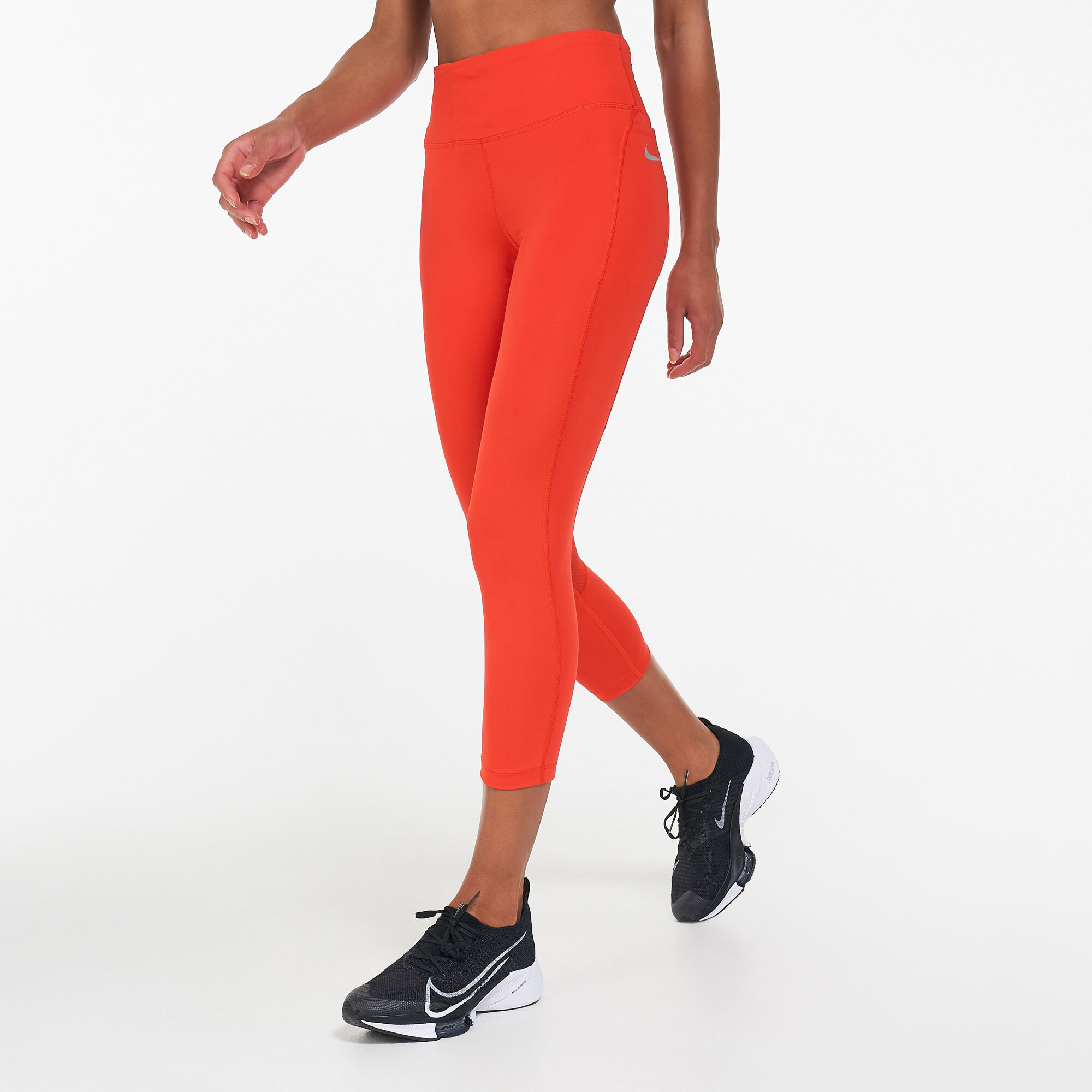 Buy Nike Women's Epic Fast Leggings Red in KSA -SSS