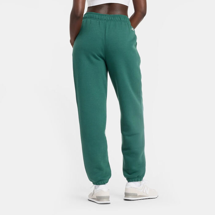 New Balance Women's Seasonal Graphic Sweatpants Green New Balance Women's Seasonal Graphic Sweatpants Green image number 1