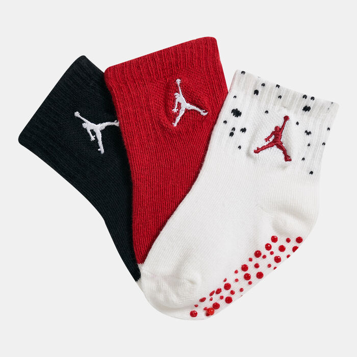 Jordan Kids' Cement Grip Quarter Grippy Socks - 3 Pack (Baby and Toddler) White Jordan Kids' Cement Grip Quarter Grippy Socks - 3 Pack (Baby and Toddler) White image number 0