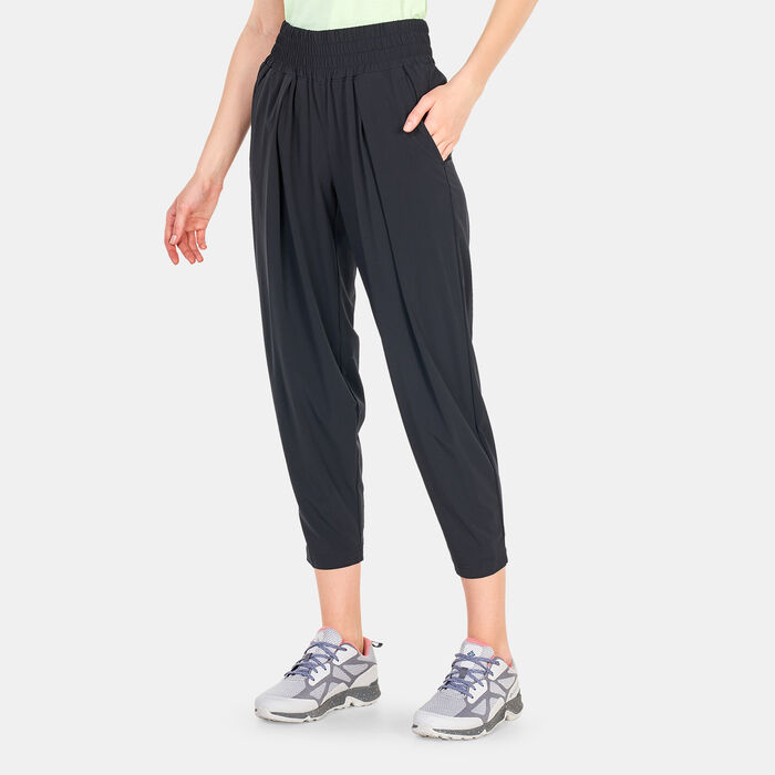 Columbia Women's Boundless Beauty™ Capri Pants Black Columbia Women's Boundless Beauty™ Capri Pants Black image number 0