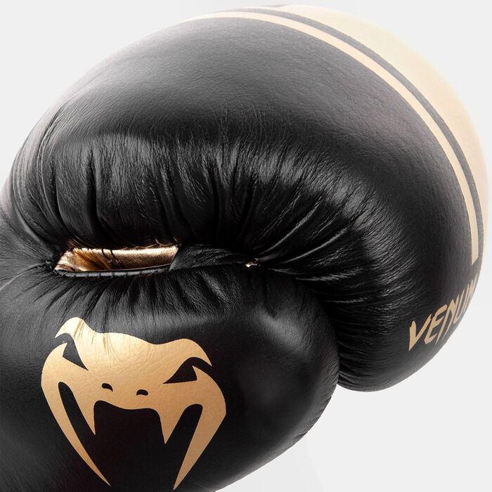 Venum Shield Pro Boxing Gloves Black Venum Shield Pro Boxing Gloves Black image number 4
