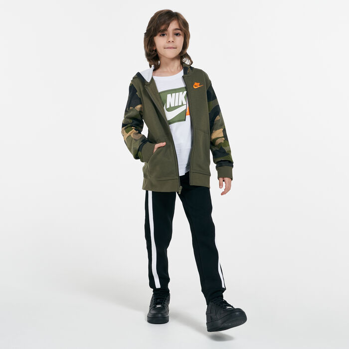 Kids' Sportswear All-Over-Print Club Hoodie (Older Kids) Kids' Sportswear All-Over-Print Club Hoodie (Older Kids) image number 2