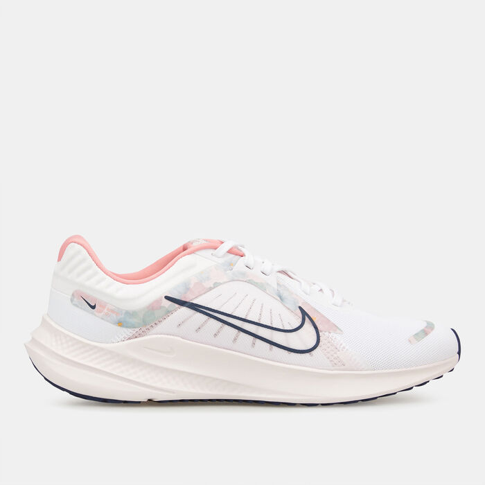 Nike Women's Quest 5 Premium Road Running Shoe White Nike Women's Quest 5 Premium Road Running Shoe White image number 0