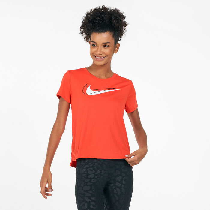 Buy Nike Women's Swoosh Run T-Shirt Red in KSA -SSS