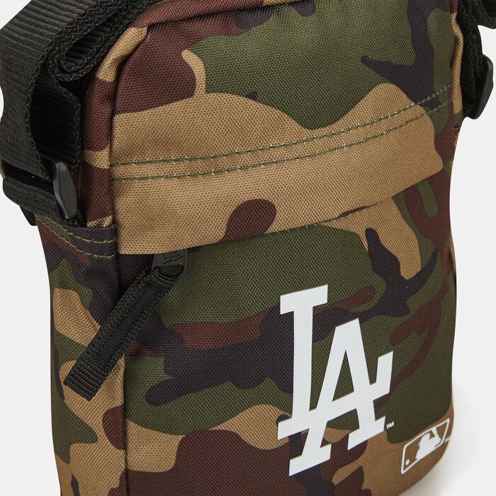 New Era Men's MLB Los Angeles Dodgers Side Bag Green New Era Men's MLB Los Angeles Dodgers Side Bag Green image number 3
