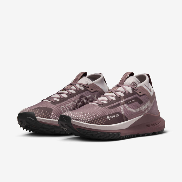 Nike Women's Pegasus Trail 4 GORE-TEX Shoe Purple Nike Women's Pegasus Trail 4 GORE-TEX Shoe Purple image number 4