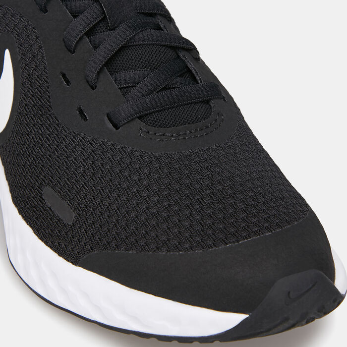 Nike Kids' Revolution 5 Running Shoe (Older Kids) Black Nike Kids' Revolution 5 Running Shoe (Older Kids) Black image number 4