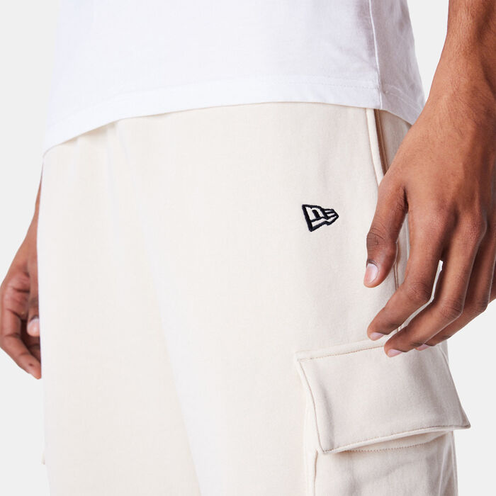 New Era Men's NBA Chicago Bulls Wordmark Sweatpants Beige New Era Men's NBA Chicago Bulls Wordmark Sweatpants Beige image number 2