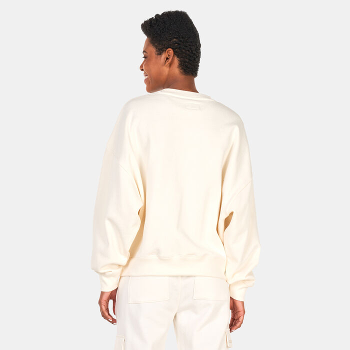 Converse Women's Graphic Crew Sweatshirt White Converse Women's Graphic Crew Sweatshirt White image number 1