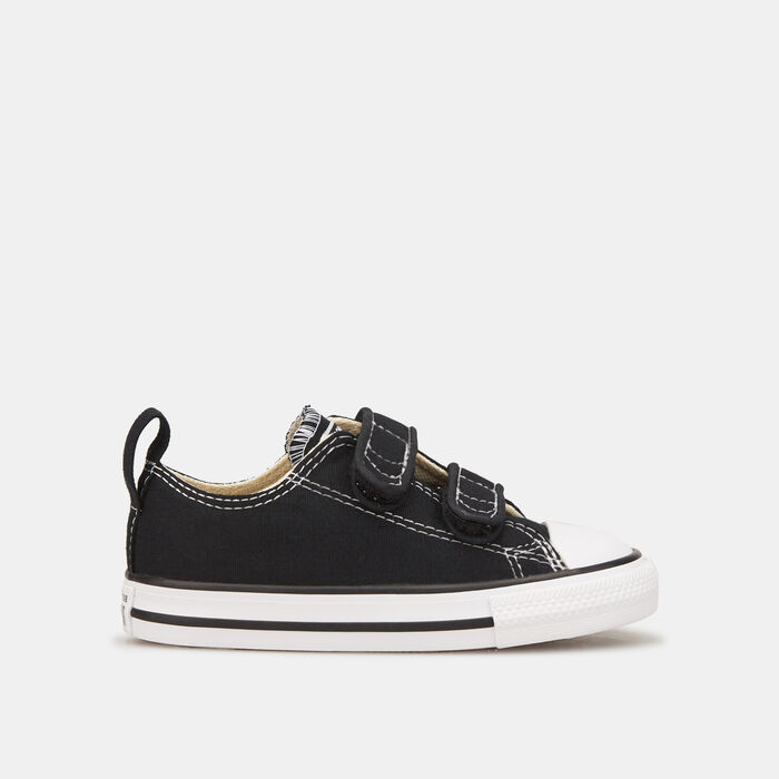 Converse Kids' Chuck Taylor All Star 2V Unisex Shoe Black Converse Kids' Chuck Taylor All Star 2V Unisex Shoe Black image number 0