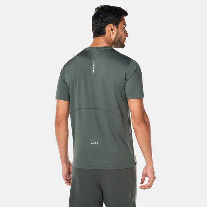 Sun and Sand Sports Men's Active Training T-Shirt Green Sun and Sand Sports Men's Active Training T-Shirt Green image number 1