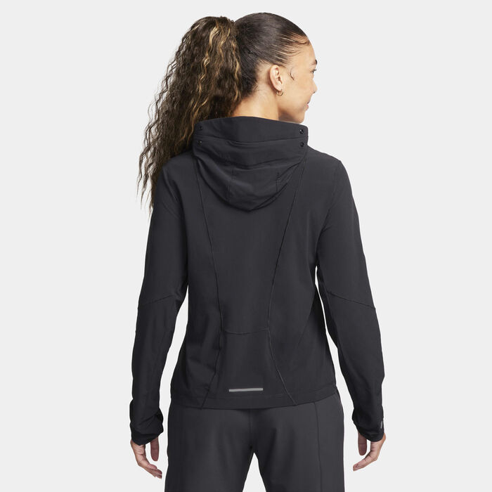 Nike Women's Swift UV Running Jacket Black image number 1