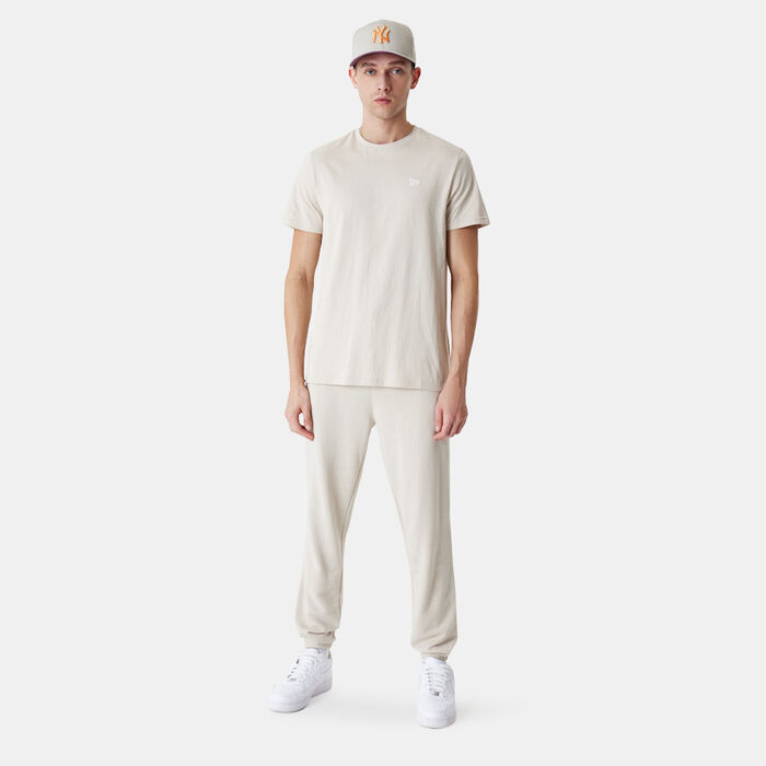 New Era Men's Essentials T-Shirt Beige New Era Men's Essentials T-Shirt Beige image number 2