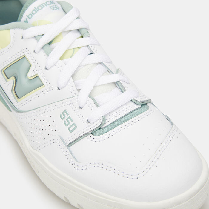 New Balance Women's BB550 Shoes White New Balance Women's BB550 Shoes White image number 4