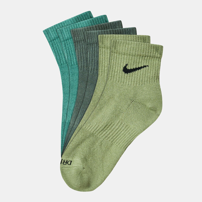 Nike Everyday Plus Cushioned Training Ankle Socks (3 Pairs) Green image number 0