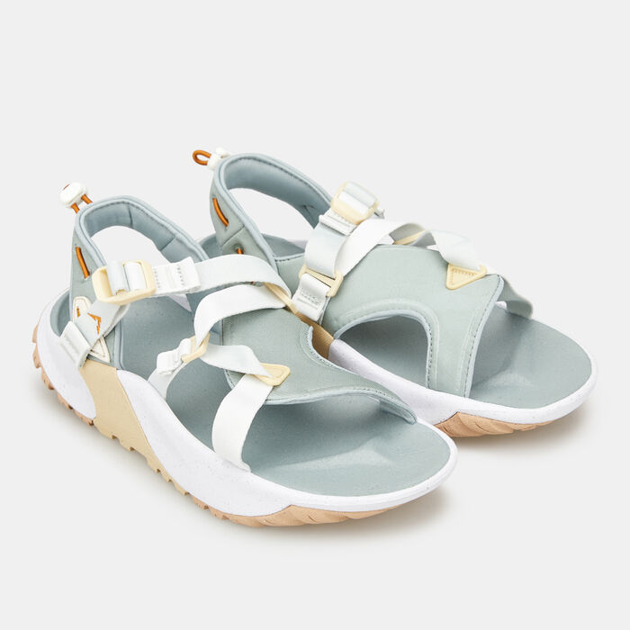 Nike Women's Oneonta Next Nature Sandals Green image number 1