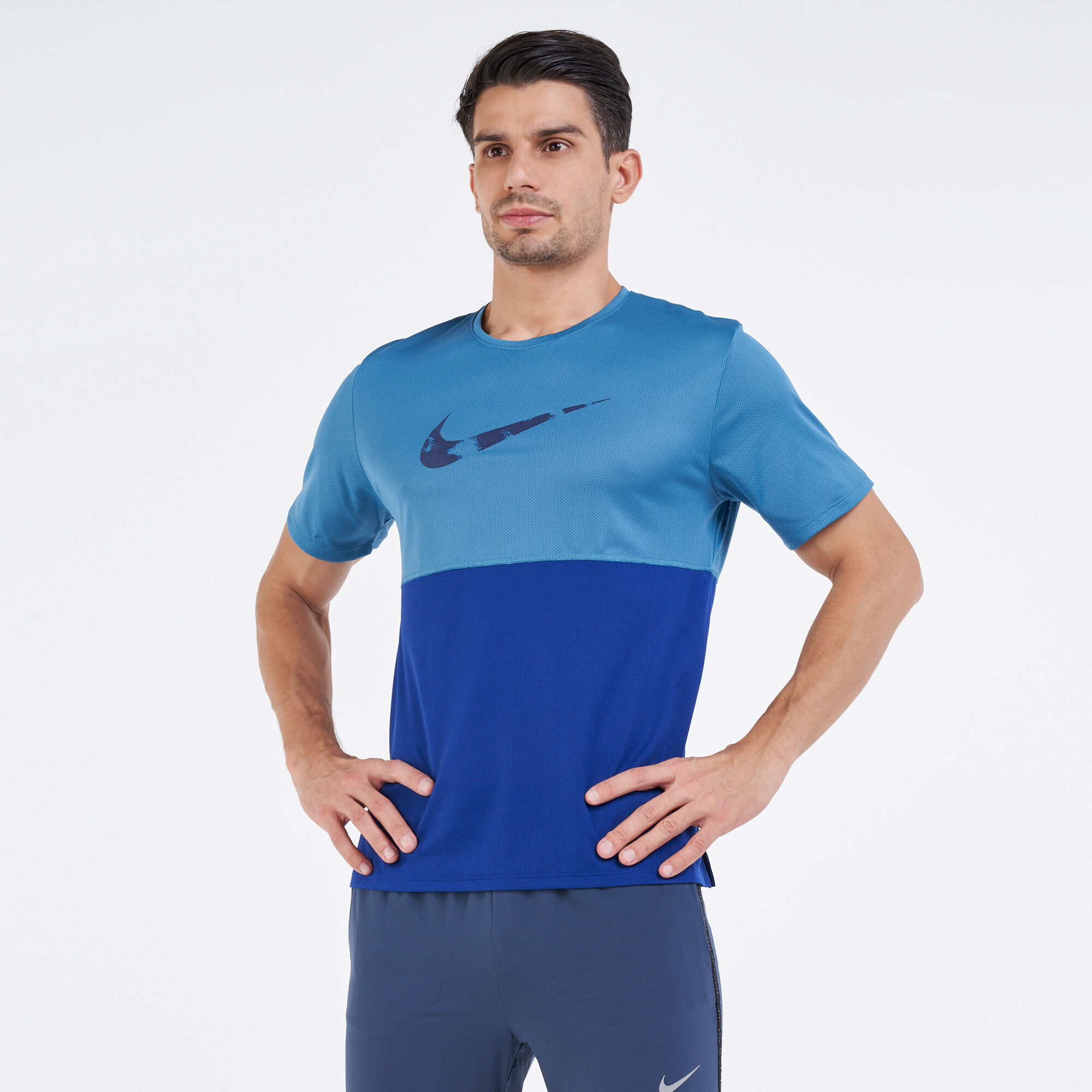 Nike dri fit wild run t shirt hotsell