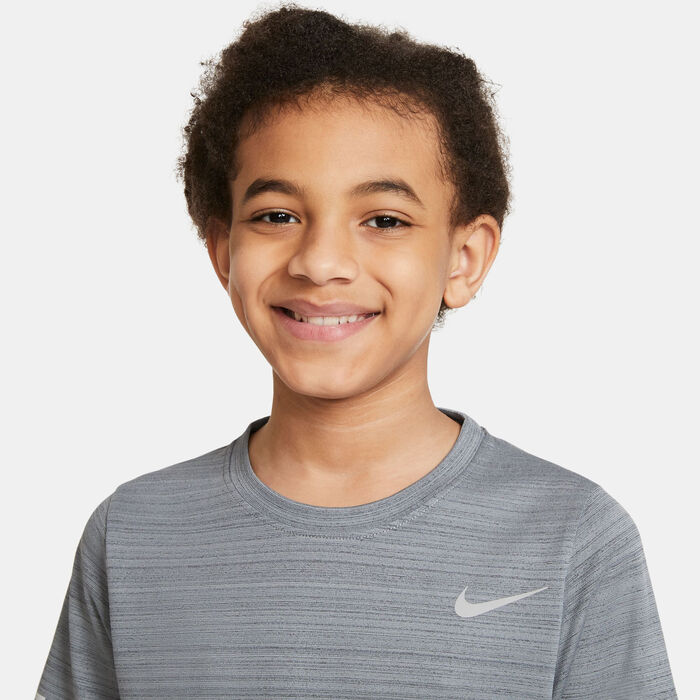 Nike Kids' Miler Run Division T-Shirt (Older Kids) Grey Nike Kids' Miler Run Division T-Shirt (Older Kids) Grey image number 3