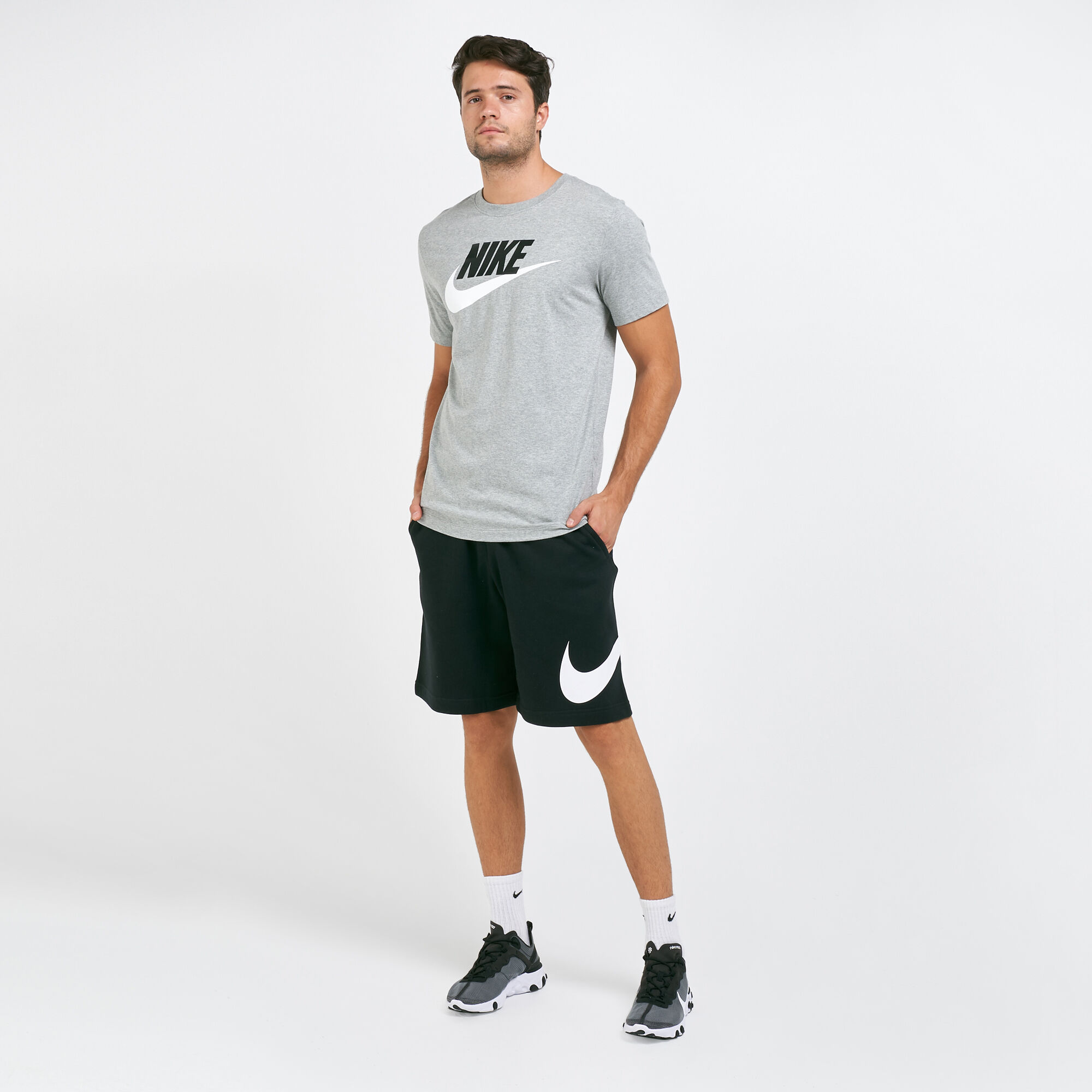Men's sportswear shorts top